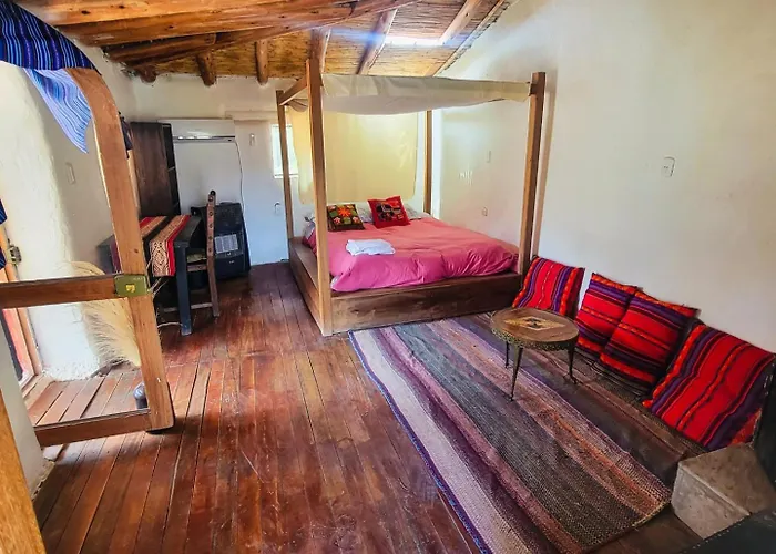 Wolf Totem Lux Backpacker Pisac