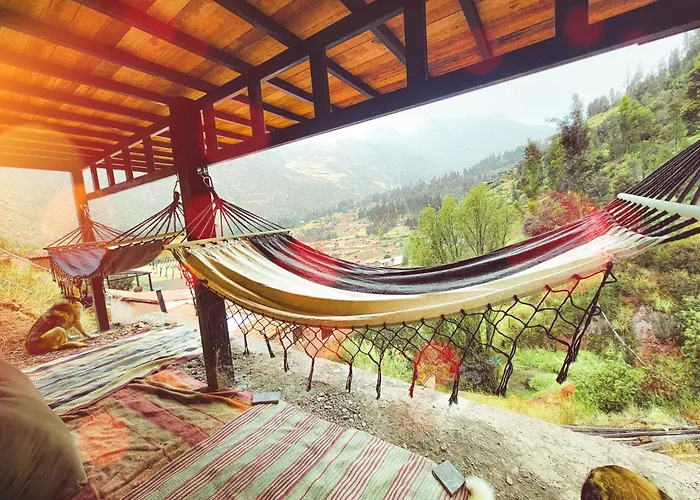 Hostel Wolf Totem Lux Backpacker Pisac
